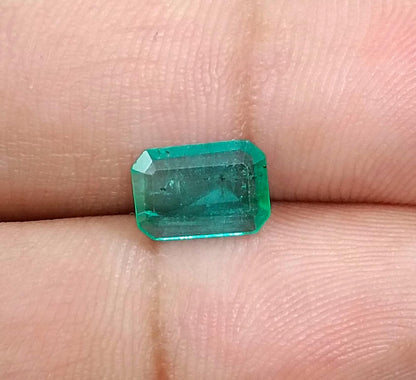 1.16ct Zambian Emerald , 100% Natural Earth Mined Gemstone