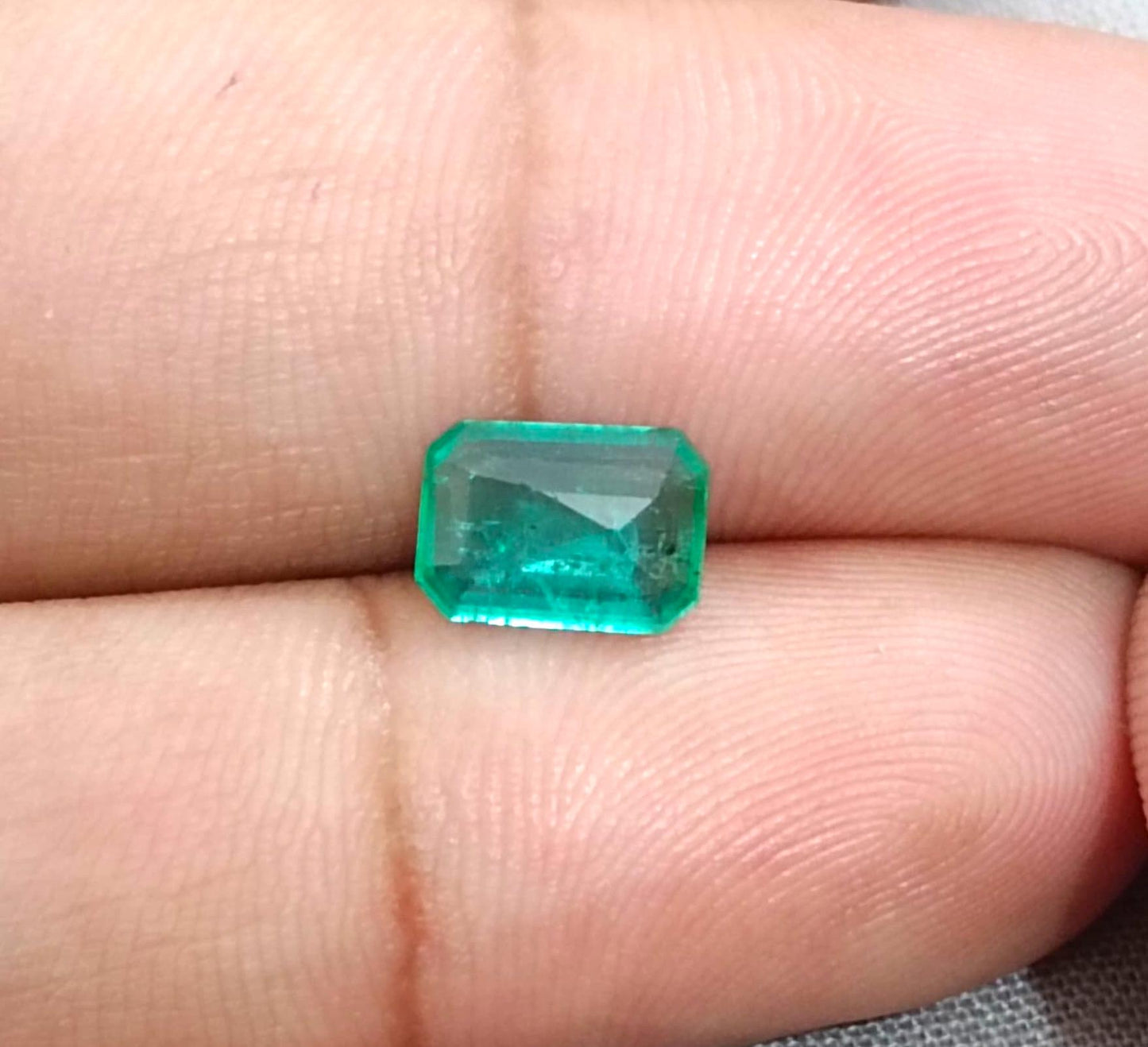 1.16ct Zambian Emerald , 100% Natural Earth Mined Gemstone