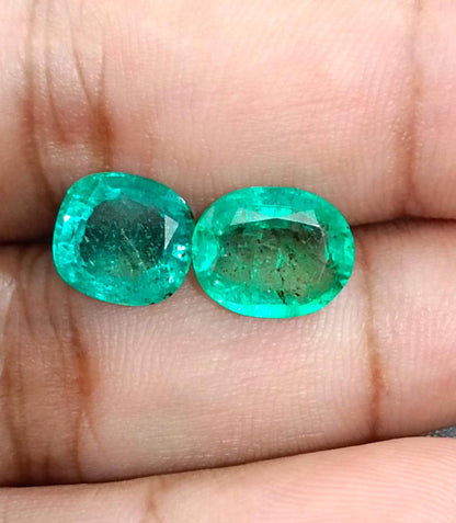 6.71ct/ 2 pcs Zambian Emeralds , 100% Natural Earth Mined Gemstones.