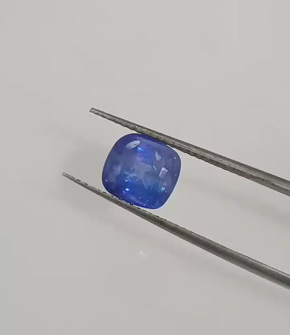 GSI Certified 2.25ct Royal Blue Ceylon Sapphire, 100% Natural Gemstone