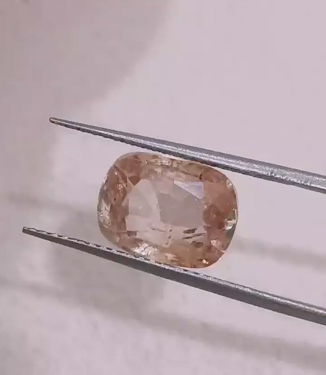 4.34ct Padparadscha Sapphire, IGI Certified Natural Unheated High Quality Gemstone