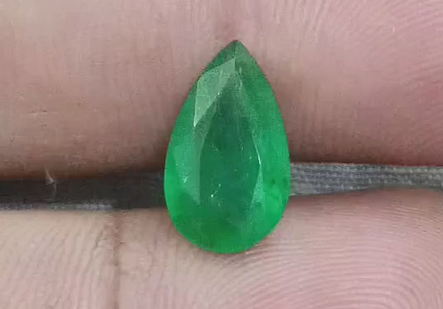 GSI Certified 3.06ct Velvet Green Emerald Natural Earth Mined Gemstone