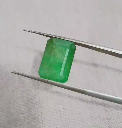 4.63ct IGI Certified Deep Green Swat Emerald, 100% Natural Gem