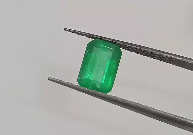 1.40ct AAA Colombian Emerald certified By GSI, Natural Gemstone