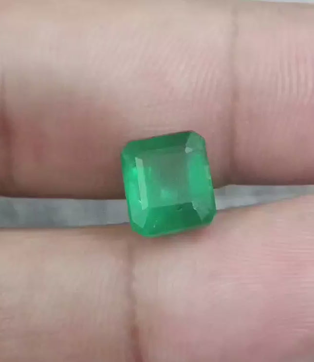 GSI Certified 3.50ct Deep Green Swat Emerald