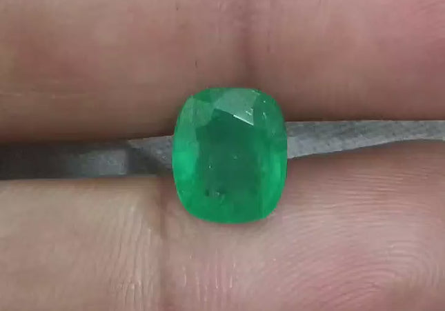 GSI Certified 2.69ct Spring Green Emerald Natural Earth Mined Gemstone
