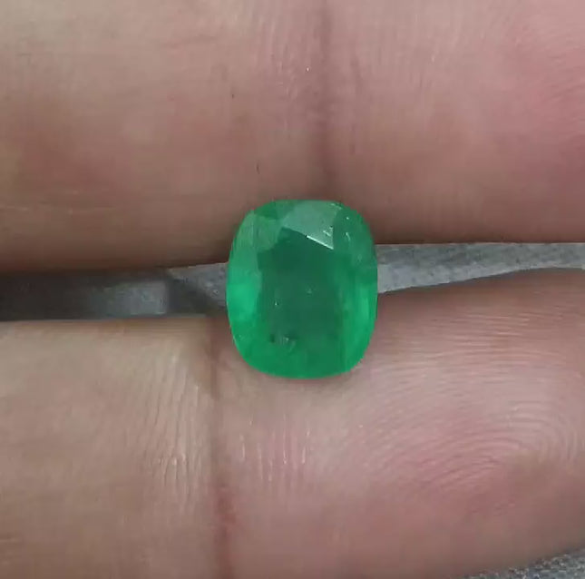 GSI Certified 2.69ct Spring Green Emerald Natural Earth Mined Gemstone