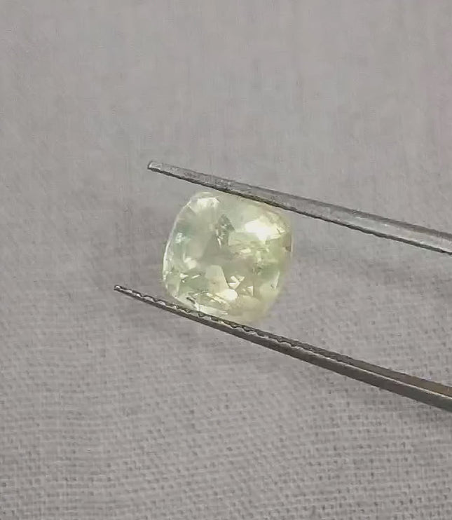 2.49ct Certified Natural Untreated Yellow Sapphire.