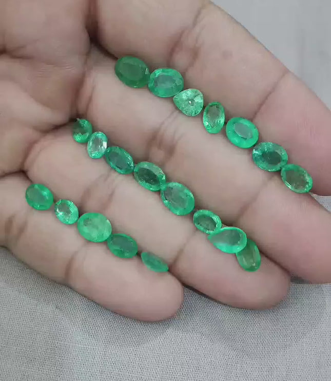 21.66ct Natural Emerald Parcel.