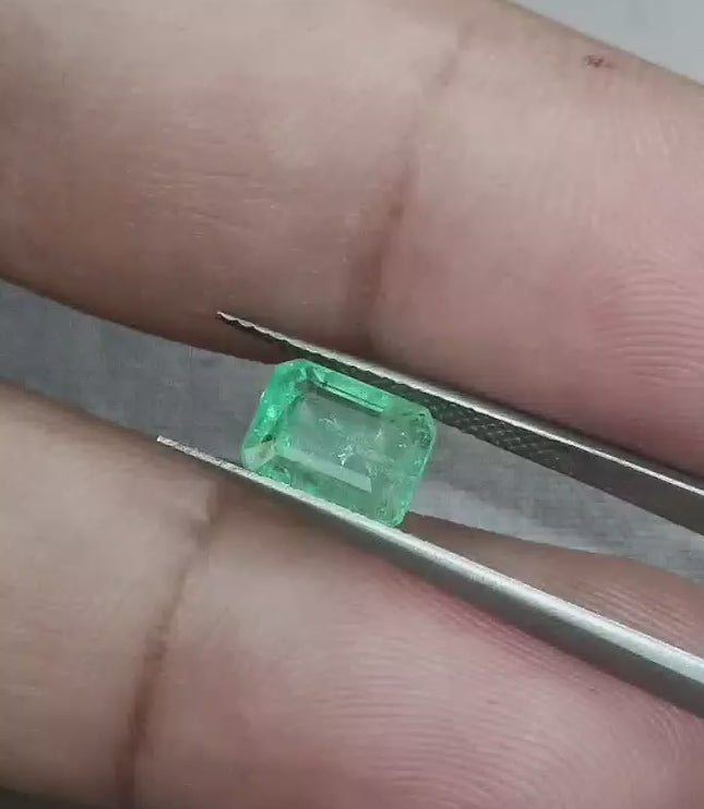 1.75ct Ethiopian Emerald, 100% Natural Gem