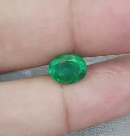 2.52ct Medium Deep Colombian Emerald, 100% Natural Gemstone