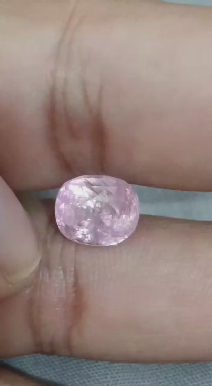 5.73ct Certified Padparadscha Sapphire , 100% Natural Untreated Gem.