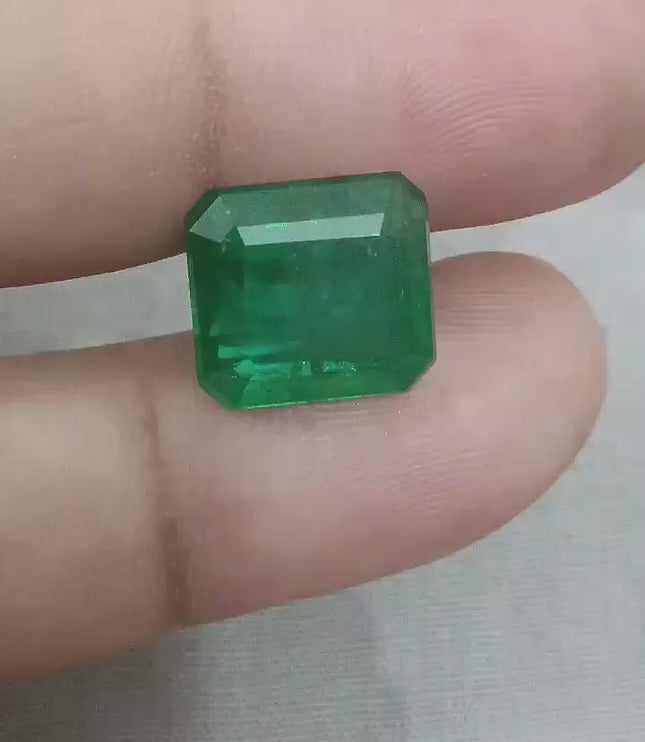 8.89ct Deep Vivid Green Zambian Emerald, Natural Emerald.