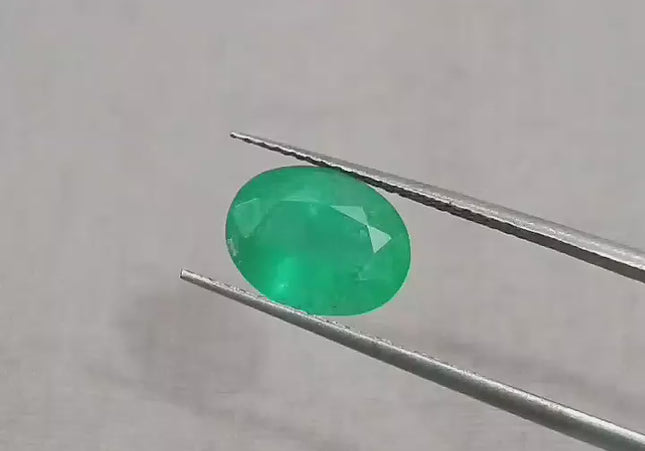 2.04ct Natural Earth Mined Emerald Certified by GSI