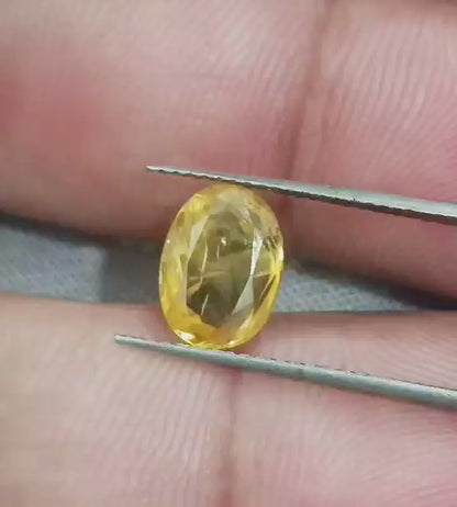 GSI Certified 2.58ct Yellow Ceylon Sapphire, 100% Natural Untreated Gemstone