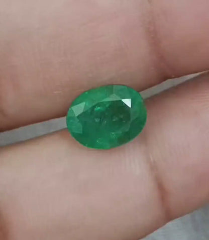 GSI Certified 2.88ct Deep Green Emerald, 100% Natural Gemstone