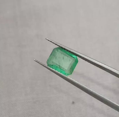 1.45ct Zambian Emerald, 100% Natural Earth Mined Gemstone