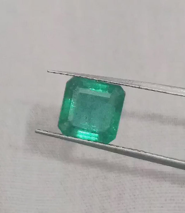 Certified 2.29ct Quality Zambian Emerald.