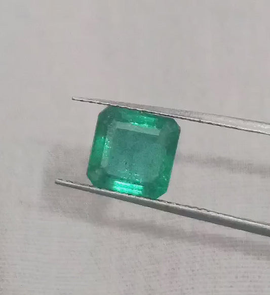 GSI Certified 2.29ct Medium Deep Pure Green Emerald, 100% Natural Gemstones