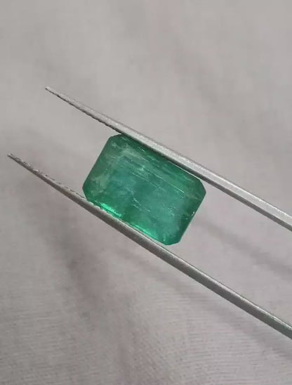 4.58ct Zambian Emerald, 100% Natural Earth Mined Gemstone