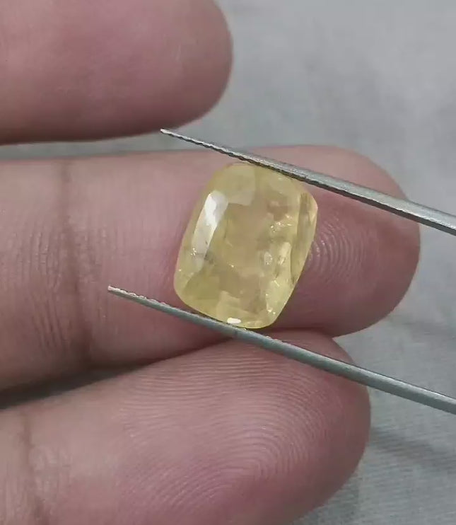 8.36ct Certified Yellow Sapphire , Natural Unheated Loose Gemstone