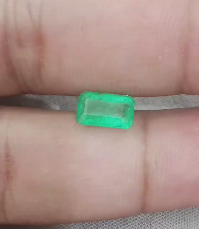 1.50ct Colombian Emerald, Natural Earth Mined Gemstone