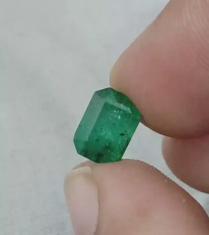 GSI Certified 3.51ct Zambian Emerald , 100% Natural Gem