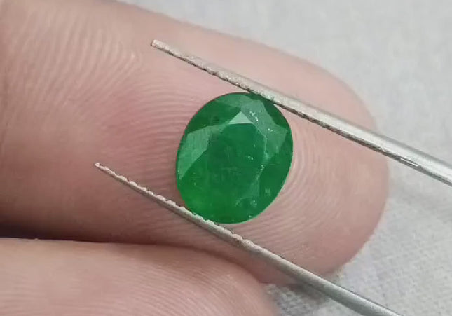 2.10ct Deep Green Emerald certified by GSI