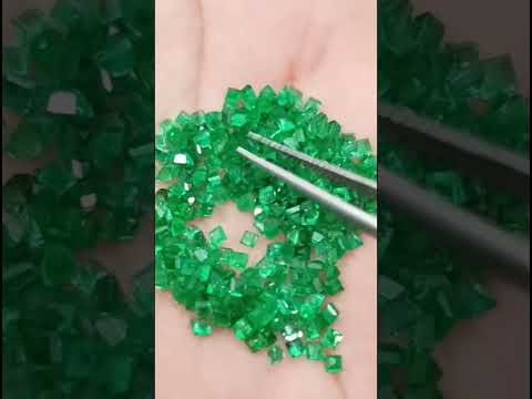 Emerald Lot Calibrated 16.20ct Medium Deep Vivid Green Princess Cut mm sizes Loose Gemstones
