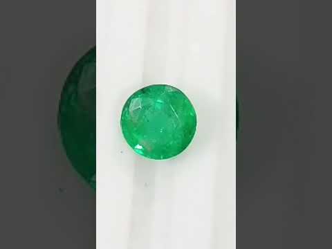 Zambian Emerald 0.88ct Vivid Green Round Cut Natural Gemstone