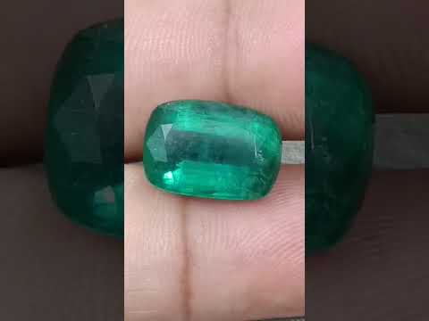 7.34ct Natural Zambian Emerald, Deep Green Cushion Cut Minor oiled Loose Gemstone.