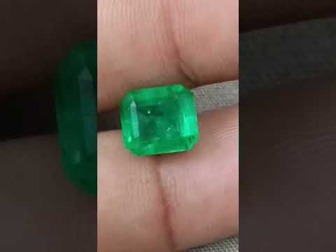 Emerald Natural 3.64ct GSI Certified Medium Deep Parrot Green Octagon Cut Loose Gemstone