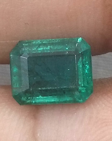 GSI certified 2.76ct Deep metal Green Zambian Emerald Minor Oiled Loose Gemstone