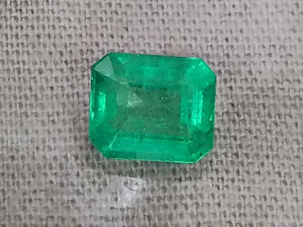 Panjshir Emerald 1.07ct Natural Certified Neon Green Emerald Cut Loose Gemstones