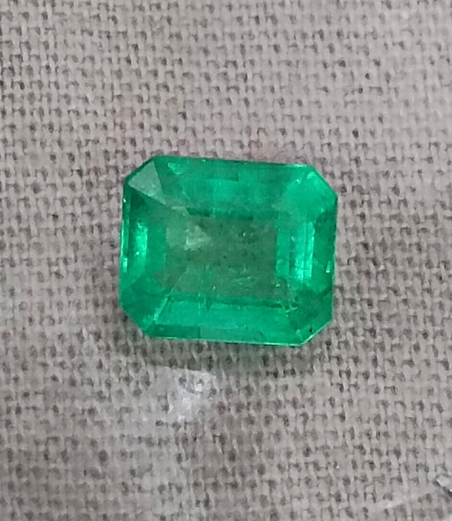 Panjshir Emerald 1.07ct Natural Certified Neon Green Emerald Cut Loose Gemstones