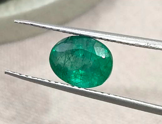 SALE! 1.40ct Natural Emerald Medium Green Oval Cut Loose Gemstone