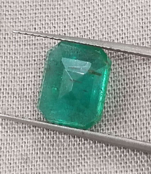 Certified 2.86ct Natural Zambian Emerald, Deep Forest Green Gemstone.