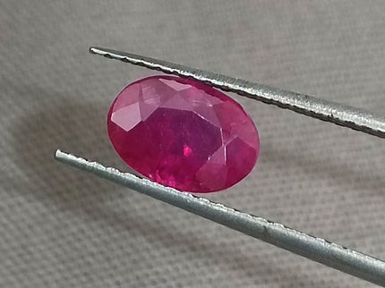 GSI Certified 1.07ct Pigeon Blood Red Ruby, Untreated