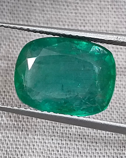 5.36ct Natural Zambian Emerald, Deep Pure Green Cushion Cut Minor Oiled Loose Gemstone.
