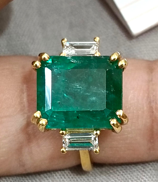 8.36ct Natural Emerald Ring Set with 0.38ct Diamonds(CVD) 925 Silver Gold Plated