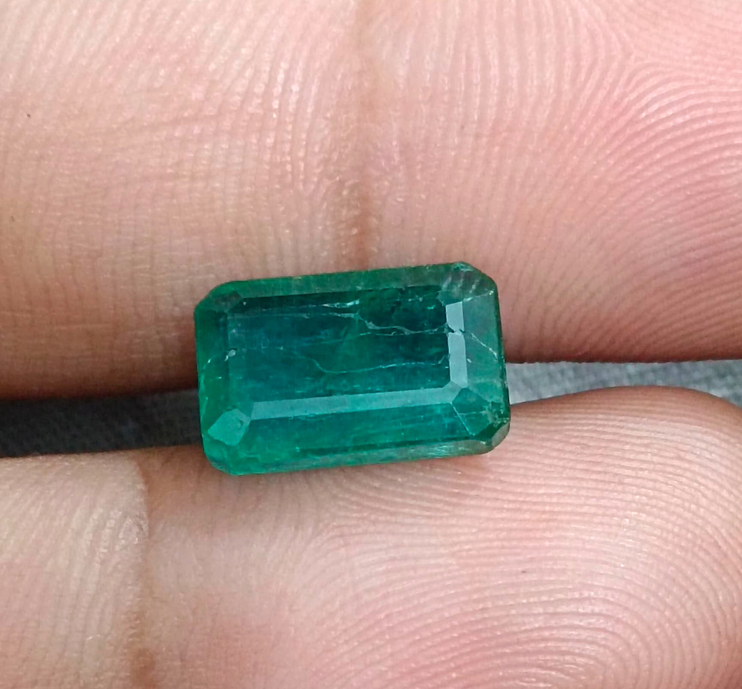 4.58ct Zambian Emerald, 100% Natural Earth Mined Gemstone