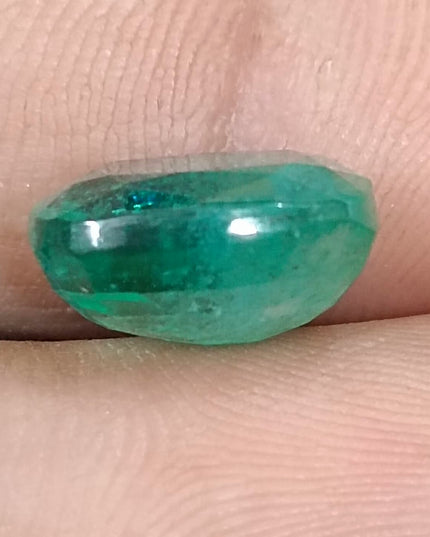 6.86ct Zambian Emerald, Natural Medium Green Stone