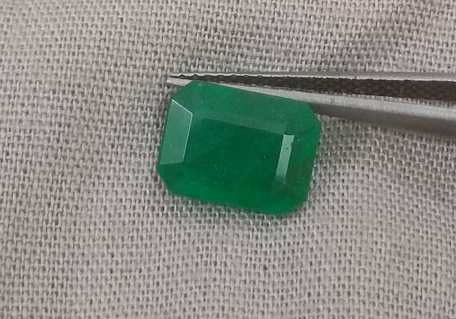 2.20ct GSI Certified Deep Velvet Green Zambian Emerald Minor Oiled Loose Gemstone