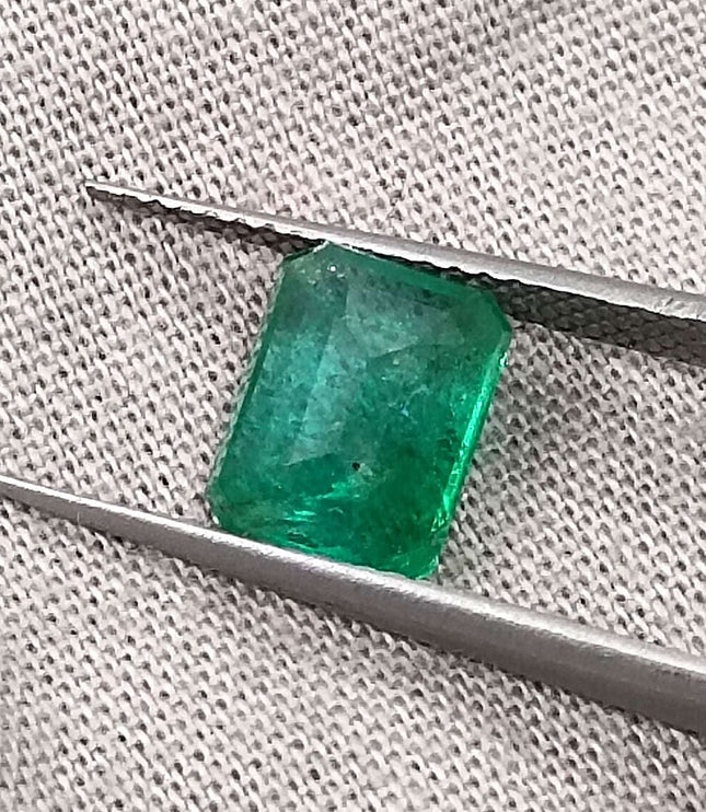 GSI Certified 1.76ct Natural Zambian Emerald Stone
