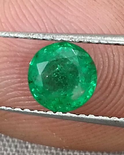 0.88ct Round Cut Natural Zambian Emerald