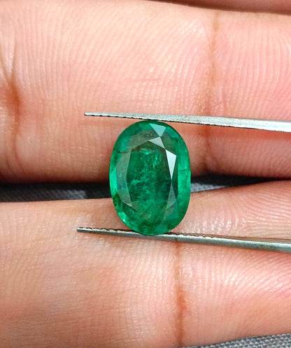 2.94ct Medium Deep Glass Green Swat Emerald, 100% Natural Earth Mined Gemstone