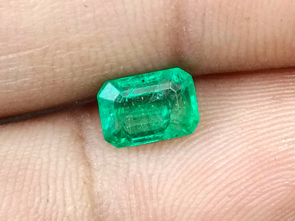 GSI Certified 1.37ct Panjshir Emerald Medium Intense Green Natural Earth Mined Gemstone
