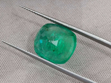 7.30ct Emerald Natural Certified Medium Bright Alpine Green Cushion Cut Stone