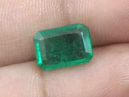 Zambian Emerald 2.73ct Certified Natural Medium Deep Green Loose Stone.