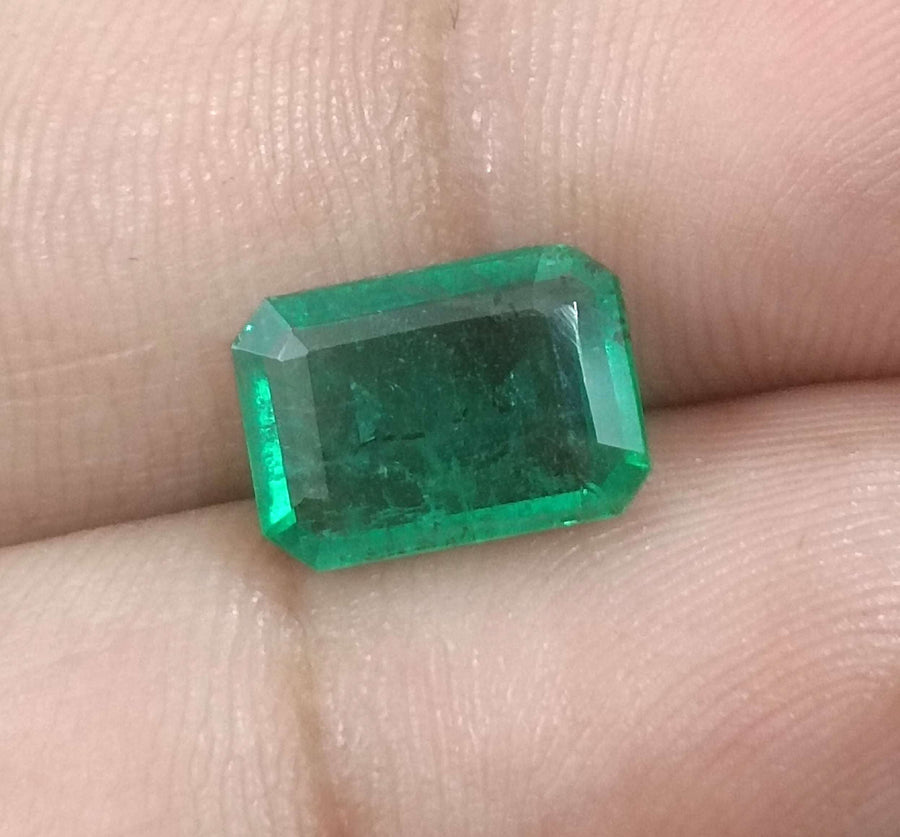 Zambian Emerald 2.73ct Certified Natural Medium Deep Green Loose Stone.